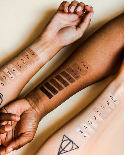Makeup Revolution Conceal & Define Foundation F2 23 ml