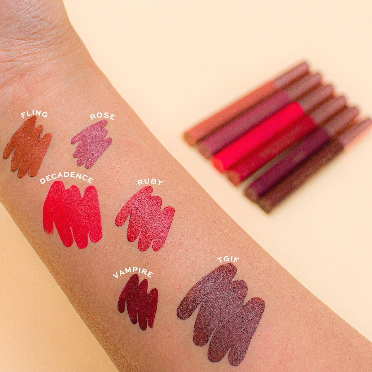 Makeup Revolution Velvet Kiss Lip Crayon Rosé