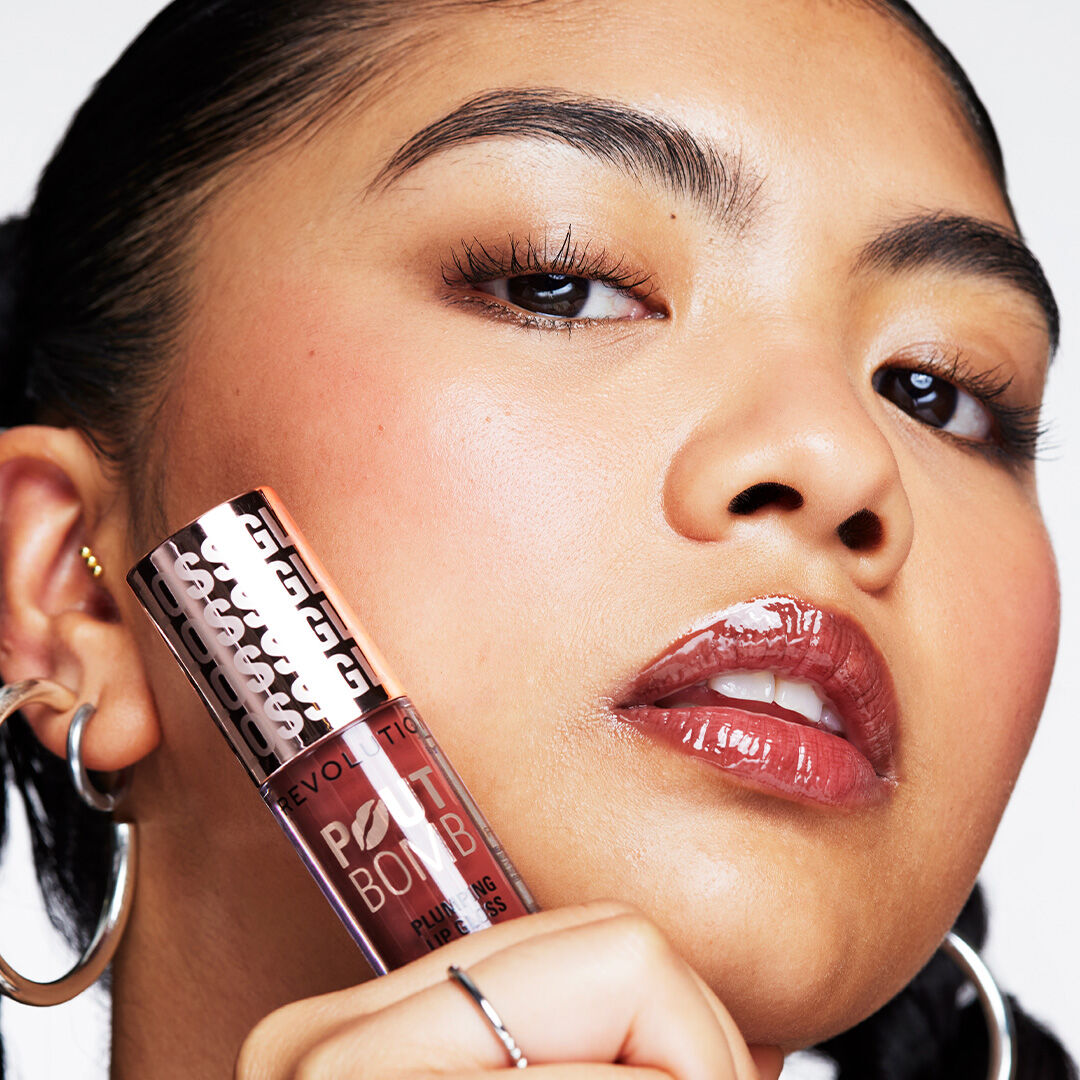 Revolution Pout Bomb Plumping Gloss Espresso Cool Nude